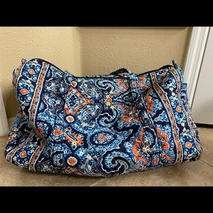 Vera Bradley duffel bag